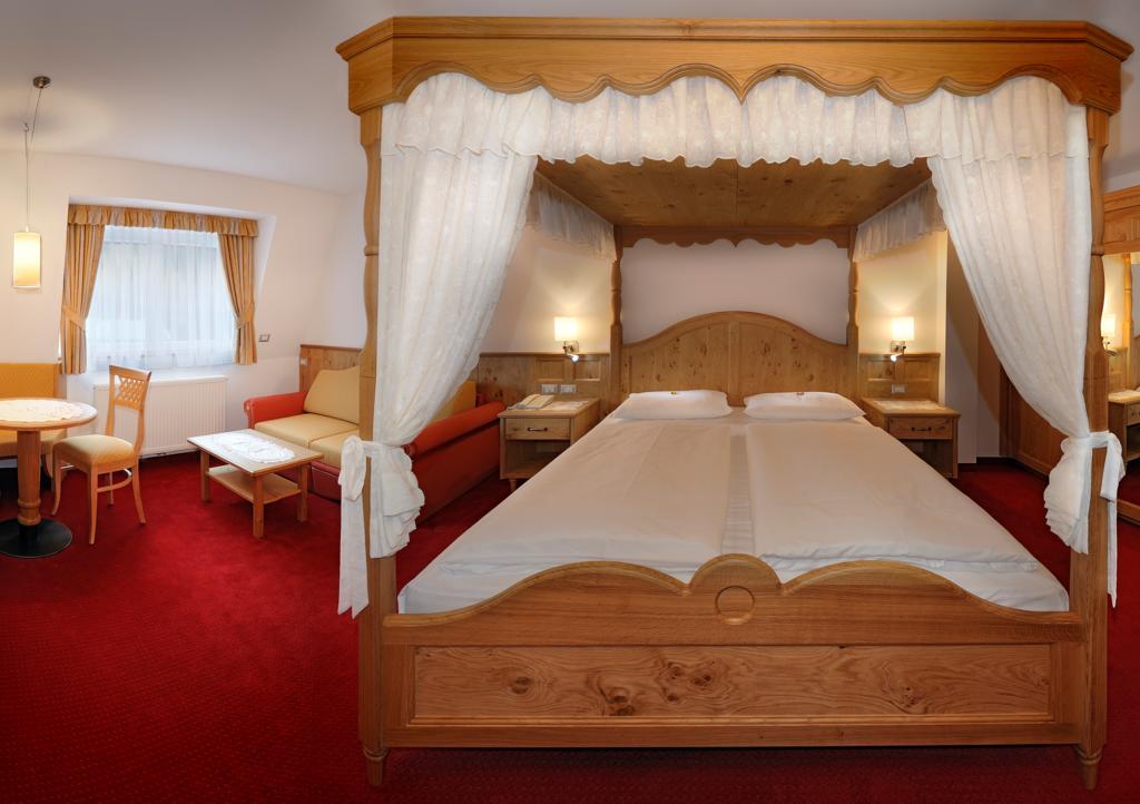Hotel Ingram Selva di Val Gardena Bilik gambar