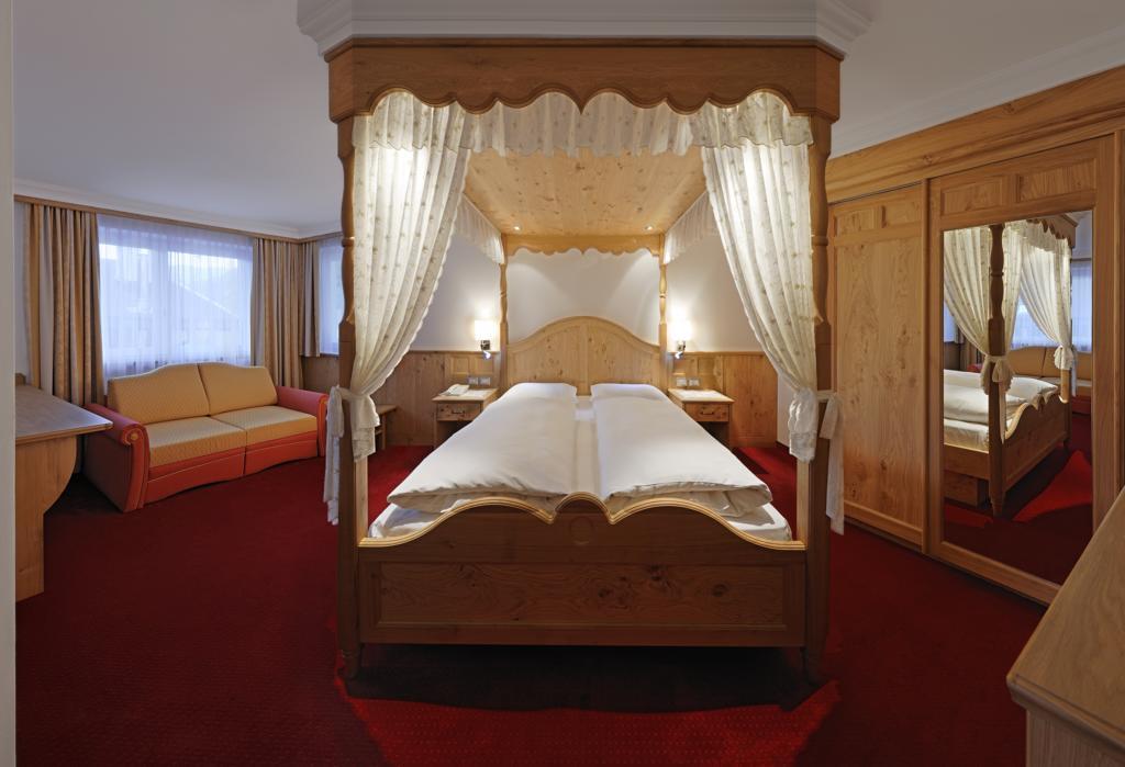Hotel Ingram Selva di Val Gardena Bilik gambar
