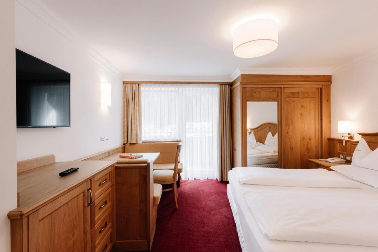 Hotel Ingram Selva di Val Gardena Luaran gambar